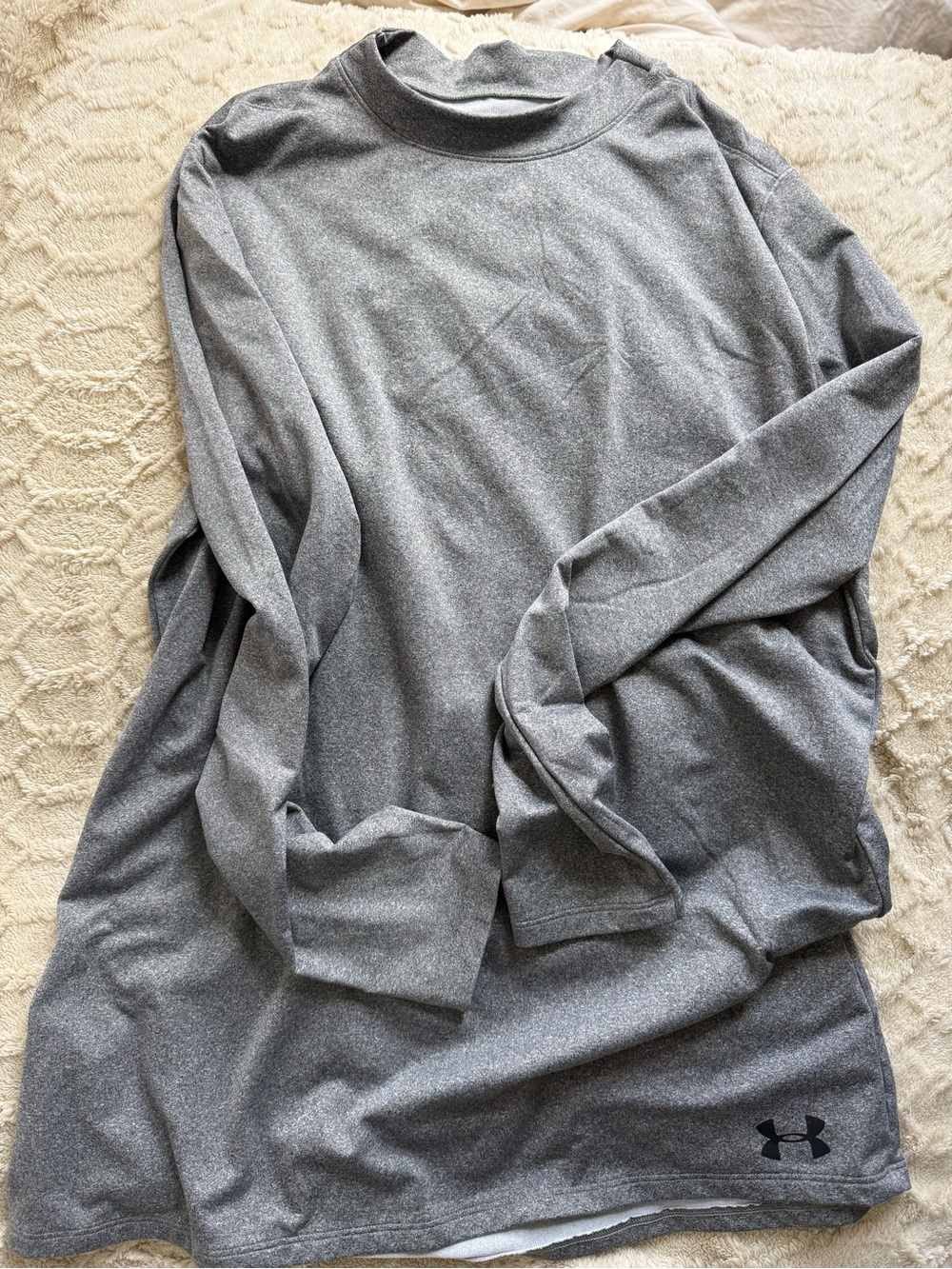 Under Armour Men's Heather Gray Long Sleeve Performance Top